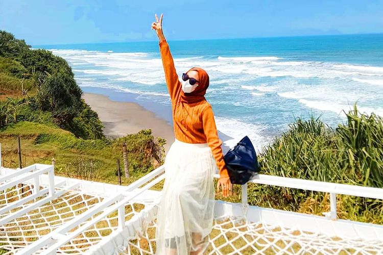 Pantai Karang Potong