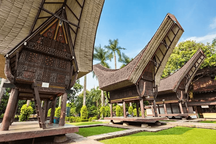 Taman Mini Indonesia Indah (TMII): Menikmati Keindahan Pesona Wisata di Jakarta 6 | Molly Wisata 2025 Taman Mini Indonesia Indah 1