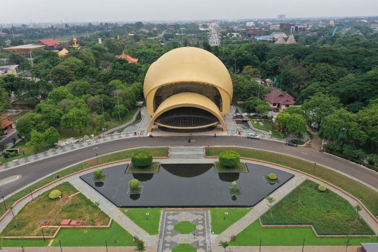 Taman Mini Indonesia Indah (TMII): Menikmati Keindahan Pesona Wisata di Jakarta 3 | Molly Wisata 2025 Taman Mini Indonesia Indah