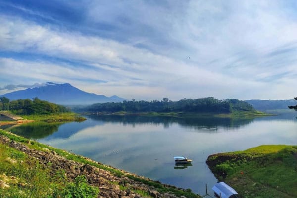 Wisata Alam Seru di Bendungan Karangkates 2 | Molly Wisata 2025 Bendungan Karangkates