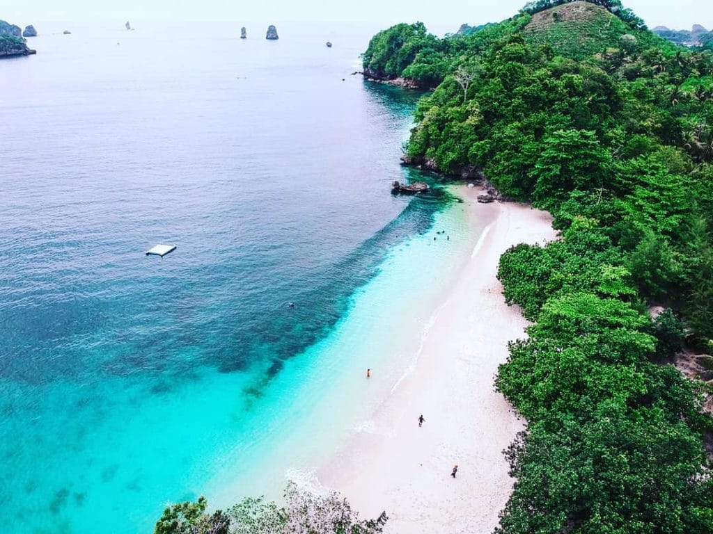 Pesona Pantai Sendang Biru yang Mengagumkan 2 | Molly Wisata 2025 Pantai Sendang Biru