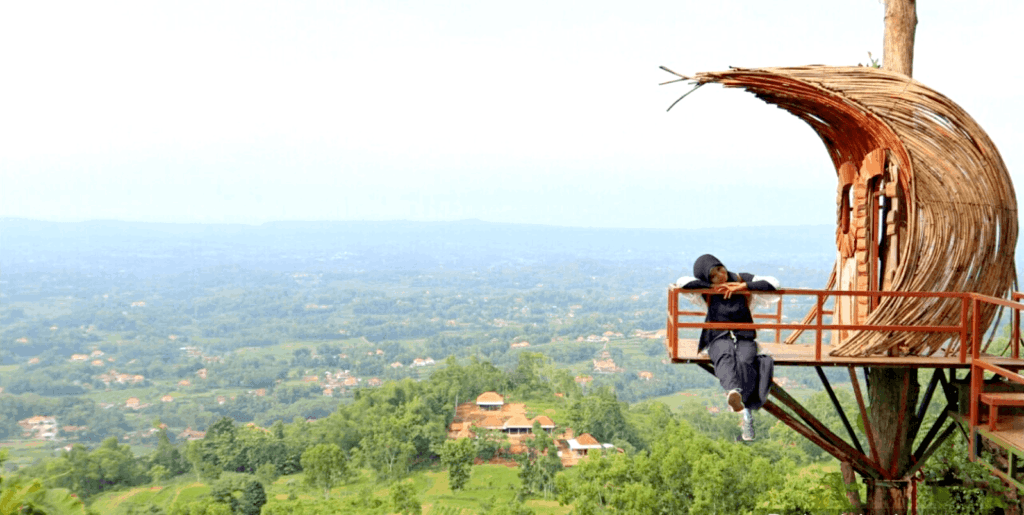 Puncak Ratu di Pamekasan