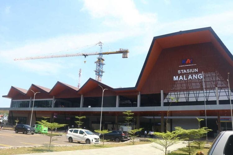 Stasiun Kota Baru, Stasiun Terbesar di Malang 2 | Molly Wisata 2025 Stasiun Kota Baru, Stasiun Terbesar di Malang
