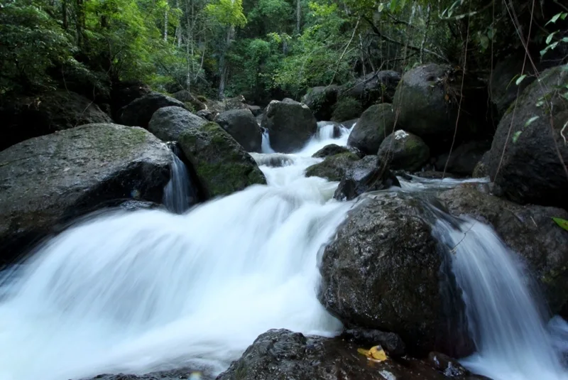 Air Terjun Mantembu