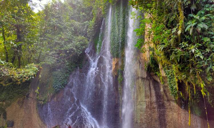 Air Terjun Sasnek