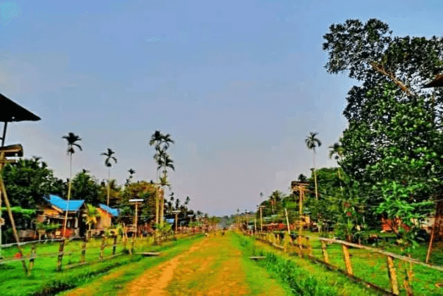 6 Tempat Wisata Di Mamberamo Raya Bertema Alam & Budaya 8 | Molly Wisata 2025 Kampung Kapeso