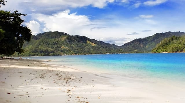 Pantai Patawana