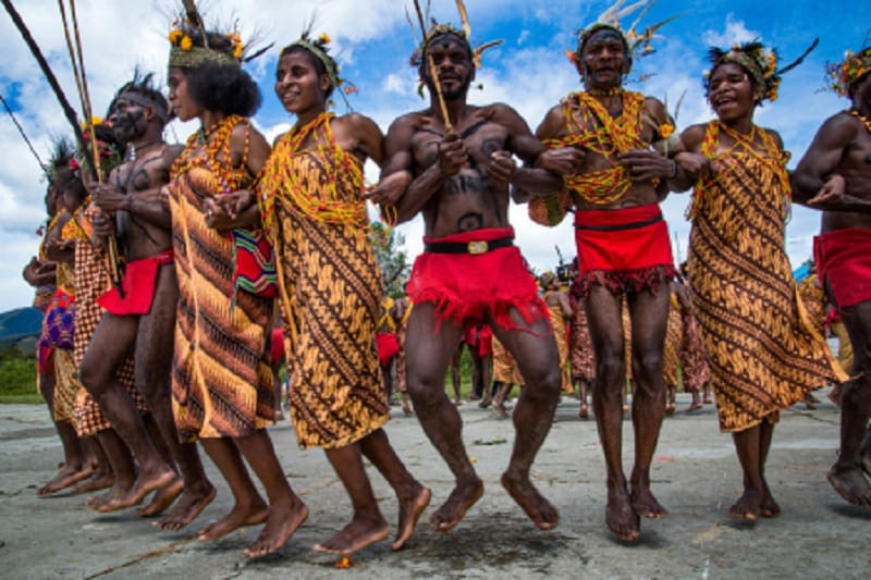 5 Tempat Wisata di Pegunungan Arfak yang Bikin Susah Moveon 3 | Molly Wisata 2025 Wisata Budaya Tari Tumbu Tanah