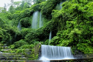 Air Terjun Benang Stokel dan Benang Kelambu