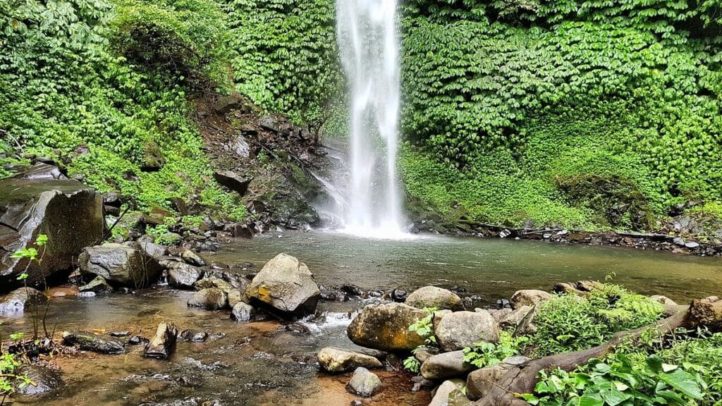 Air Terjun Blahmantung Pujungan