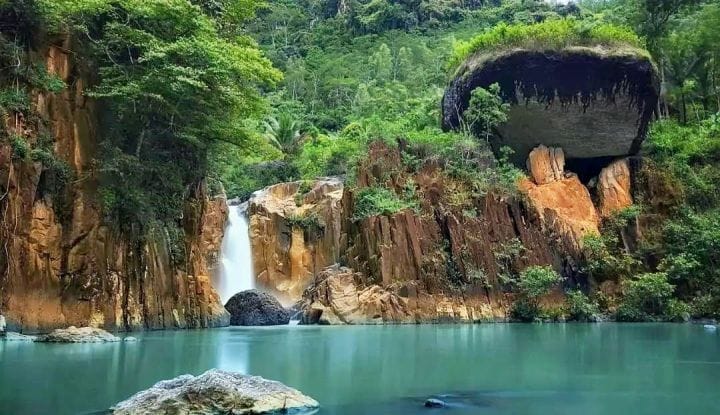 Air Terjun Jurug Waru