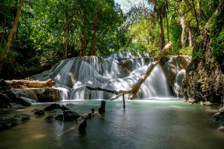 Air Terjun Oenesu