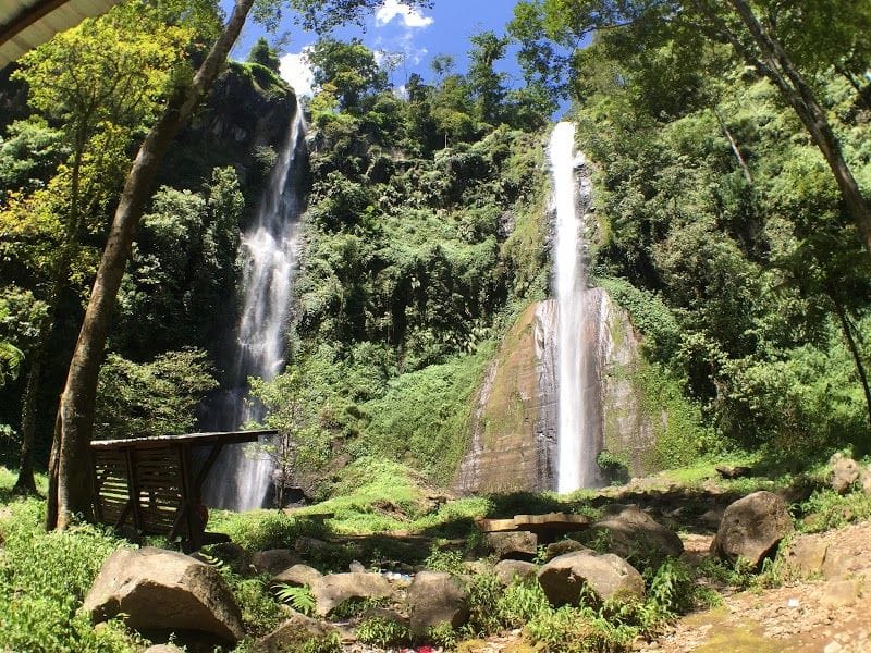 Tempat Wisata di Situbondo Paling Direkomendasikan 12 | Molly Wisata 2025 Air Terjun Setancak