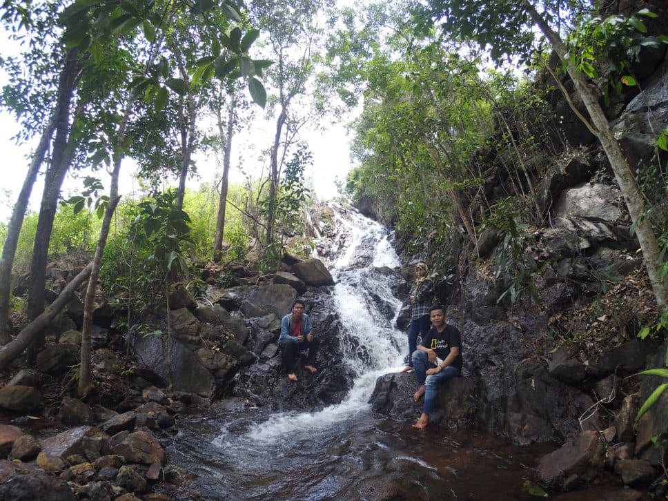 Air Terjun Tirai Hujan Banjar