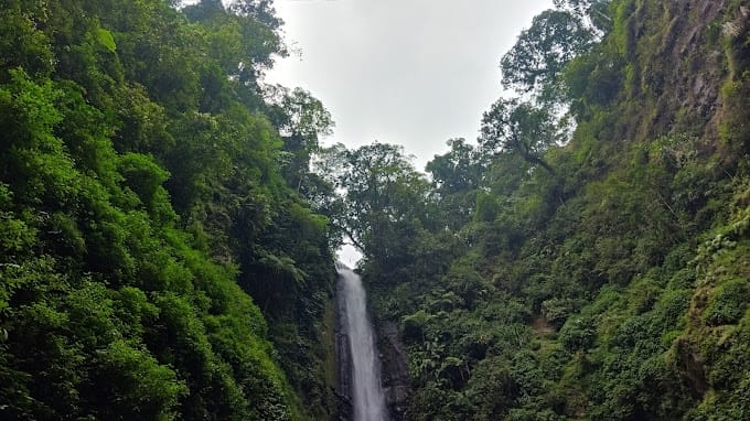 Air Terjun Watu Tangis Blitar