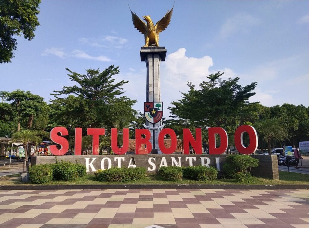 Tempat Wisata di Situbondo Paling Direkomendasikan 20 | Molly Wisata 2025 Alun-Alun Situbondo