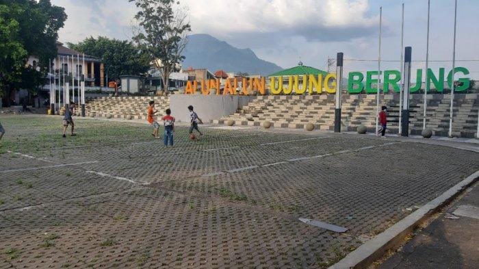 Alun-Alun Ujung Berung