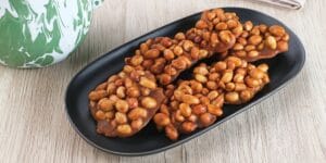 Oleh-Oleh Khas Solo yang Tahan Lama dan Kekinian 3 | Molly Wisata 2025 Ampyang Kacang