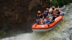 Arung Jeram Padegolan