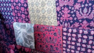 Oleh-oleh Khas Jambi Terfavorit dan Enak, Wajib Coba! 9 | Molly Wisata 2025 Batik Jambi