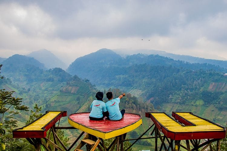 Tempat Wisata Di Karanganyar Paling Hits Dikunjungi 18 | Molly Wisata 2025 Bukit Hope