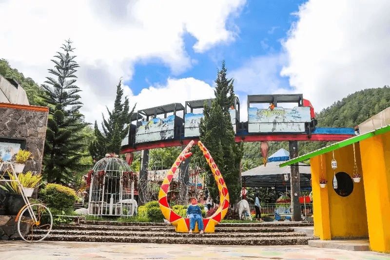 Tempat Wisata Di Karanganyar Paling Hits Dikunjungi 7 | Molly Wisata 2025 Bukit Sekipan