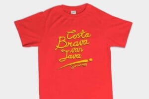 Oleh-Oleh Khas Semarang Kekinian dan Wajib Dibeli! 28 | Molly Wisata 2025 Kaos Costa Brava Van Java
