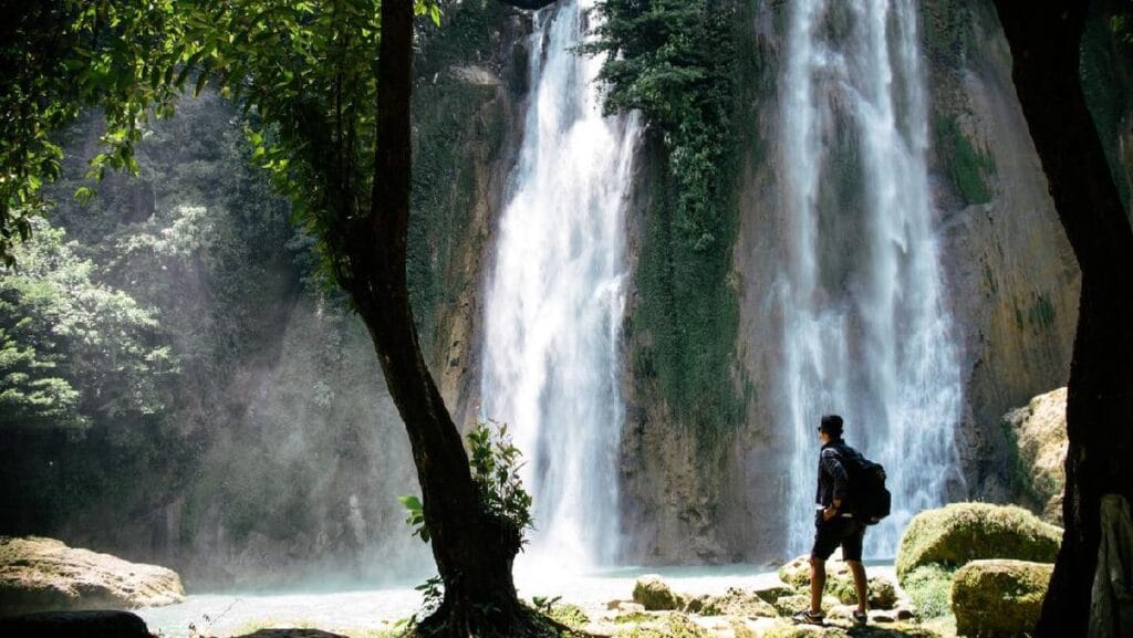 Tempat Wisata di Jawa Barat Yang Paling Ngehitz 10 | Molly Wisata 2025 Curug Cikaso