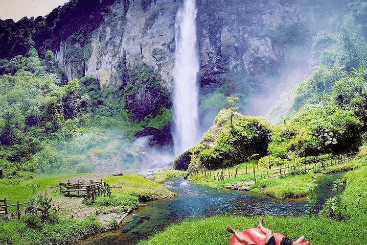 Tempat Wisata di Bandung Barat Paling Viral & Keren 9 | Molly Wisata 2025 Curug Ngebul