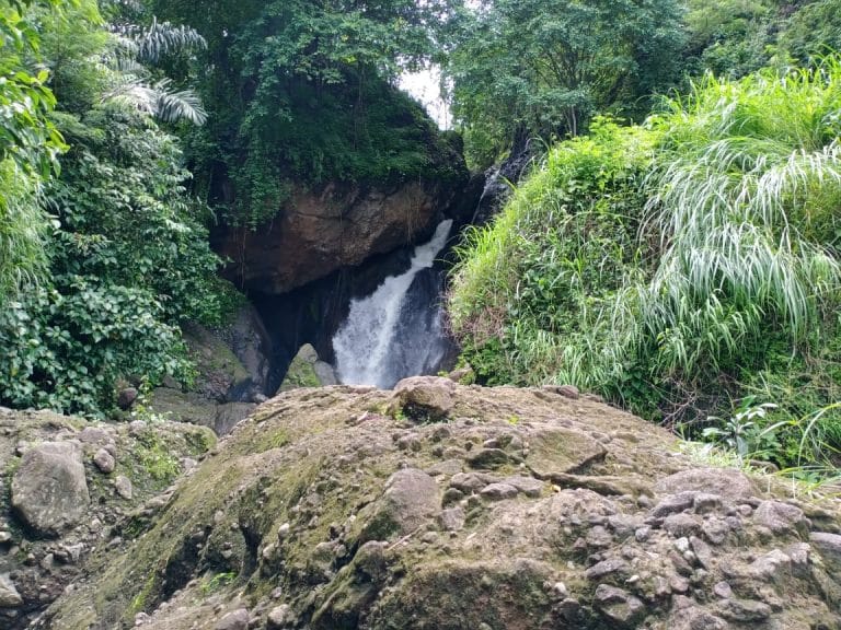Tempat Wisata di Majalengka Keren Dan Edukatif 5 | Molly Wisata 2025 Curug Tonjong
