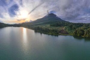 Danau Lau Kawar