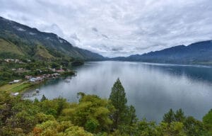 Tempat Wisata di Aceh Terbaik dan Terpopuler 7 | Molly Wisata 2025 Danau Laut Tawar