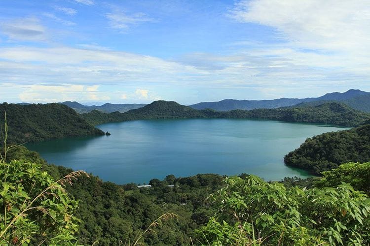 Danau Sano Nggoang