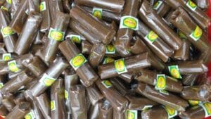 Oleh-Oleh Khas Blitar yang Wajib Kamu Beli! 4 | Molly Wisata 2025 Dodol Belimbing Agrowisata Karangsari | Molly Wisata 2025