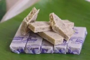 Oleh-oleh Khas Jambi Terfavorit dan Enak, Wajib Coba! 12 | Molly Wisata 2025 Dodol Kentang