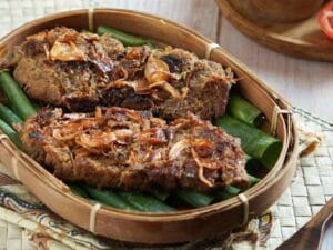 Gepuk Nyonya Ong Bandung