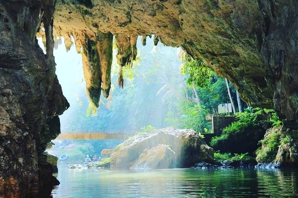 Goa Pindul Jogja: Harga Tiket, Lokasi & Aktifitas Wisata 2 | Molly Wisata 2025 Goa Pindul Jogja