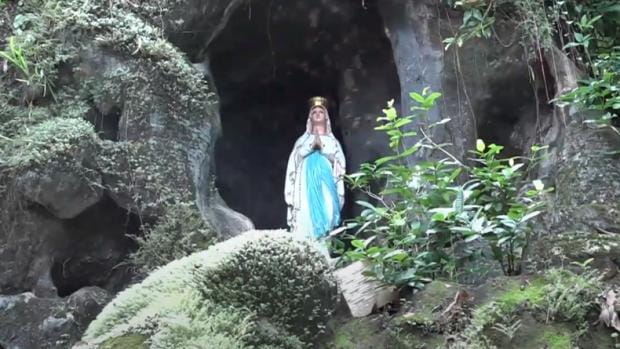 Gua Maria Fajar Mataram