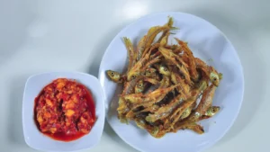 Oleh-oleh Khas Banjarmasin yang Terkenal dan Murah 5 | Molly Wisata 2025 Ikan Saluang Goreng
