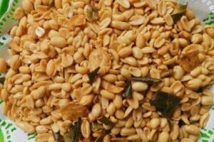 Oleh-oleh Khas Jambi Terfavorit dan Enak, Wajib Coba! 16 | Molly Wisata 2025 Kacang Tojin