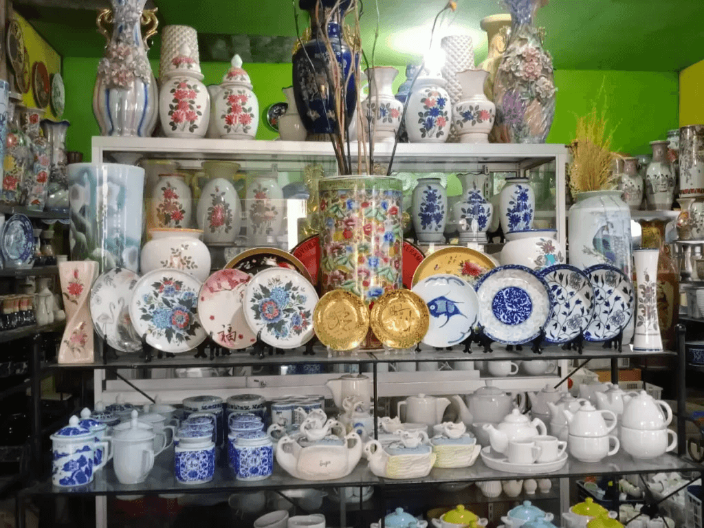 Kampung Keramik Dinoyo