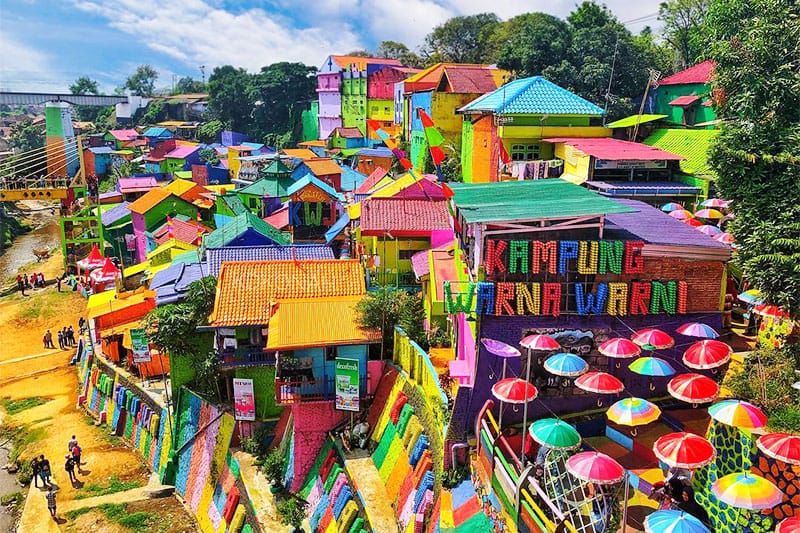 Kampung Warna Warni