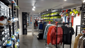 Kaos dan Pakaian Factory Outlet