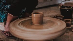 Oleh-oleh Khas Bengkulu yang Wajib Dibawa Pulang! 7 | Molly Wisata 2025 Kain Batik Besurek