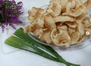 Oleh-oleh Khas Kalimantan yang Terkenal dan Murah 9 | Molly Wisata 2025 Keripik Lidah Buaya