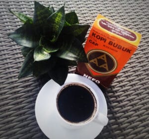 Oleh-oleh Khas Jambi Terfavorit dan Enak, Wajib Coba! 10 | Molly Wisata 2025 Kopi Bubuk Cap AAA