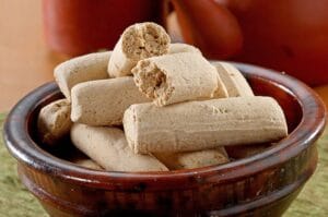 Oleh-Oleh Khas Banyuwangi yang Kekinian, Wajib Beli! 2 | Molly Wisata 2025 Kue Bagiak