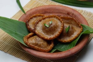 Oleh-oleh Khas Bengkulu yang Wajib Dibawa Pulang! 23 | Molly Wisata 2025 Kue Cucur