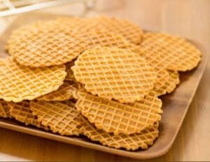 Oleh-oleh Khas Cirebon Terkenal dan Favorit Wisatawan, Apa Saja? 11 | Molly Wisata 2025 Kue Gapit