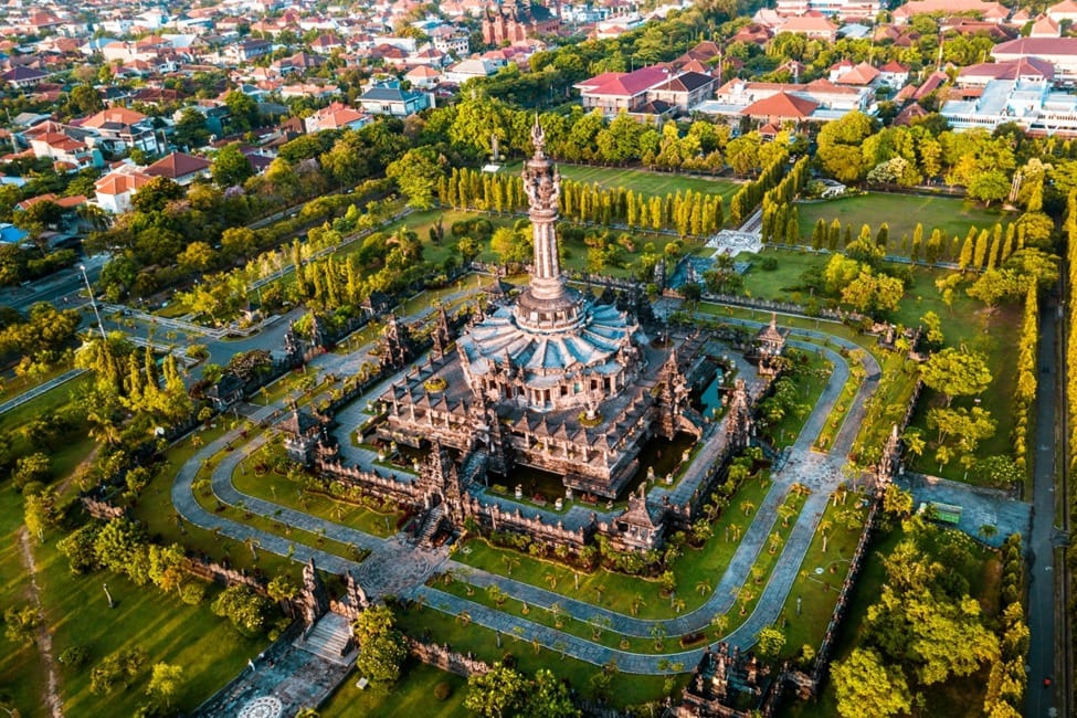 Lapangan Puputan Margarana Renon